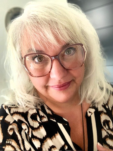 qui sui-je ? Stéphanie Hébrard